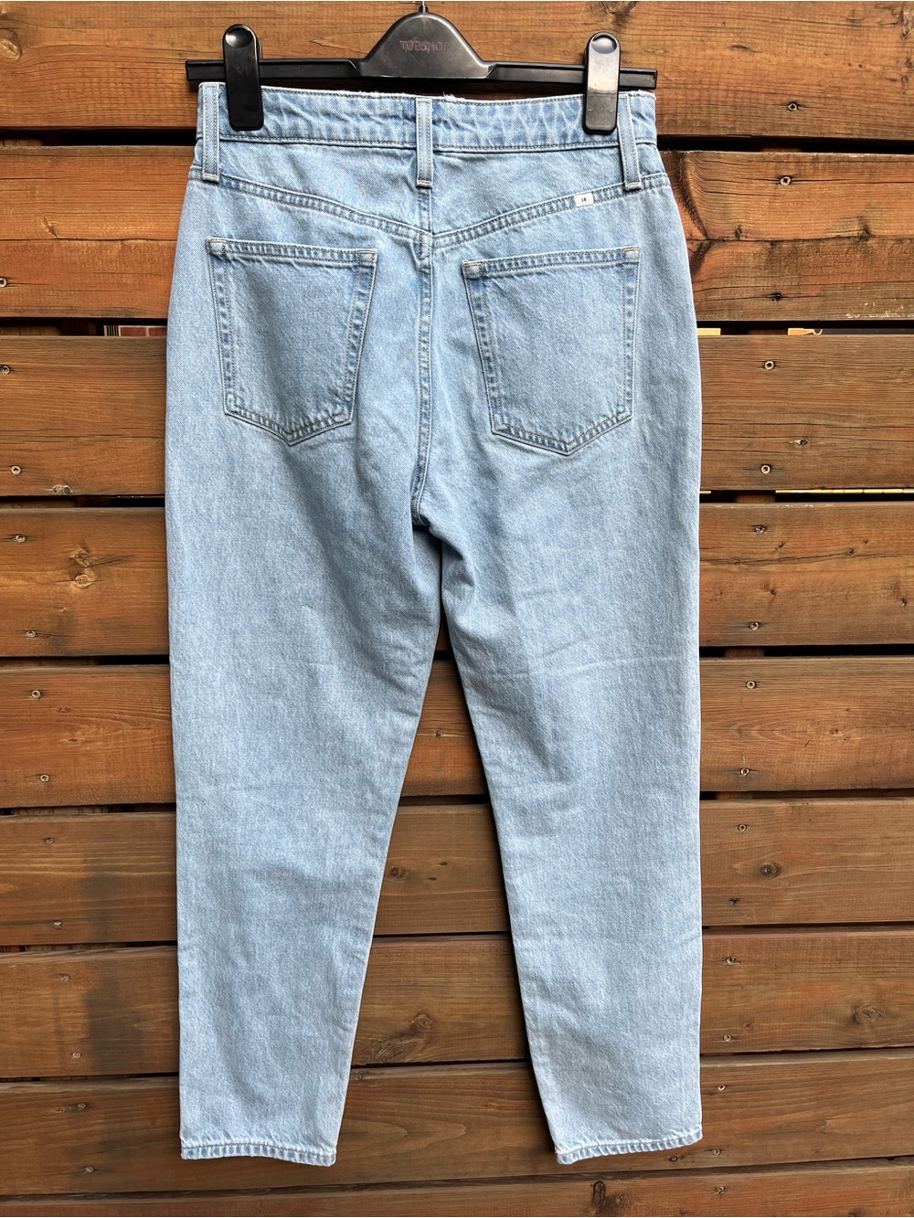 Aritzia Sunday Best High Rise Mom Jeans - Picture 2 of 8